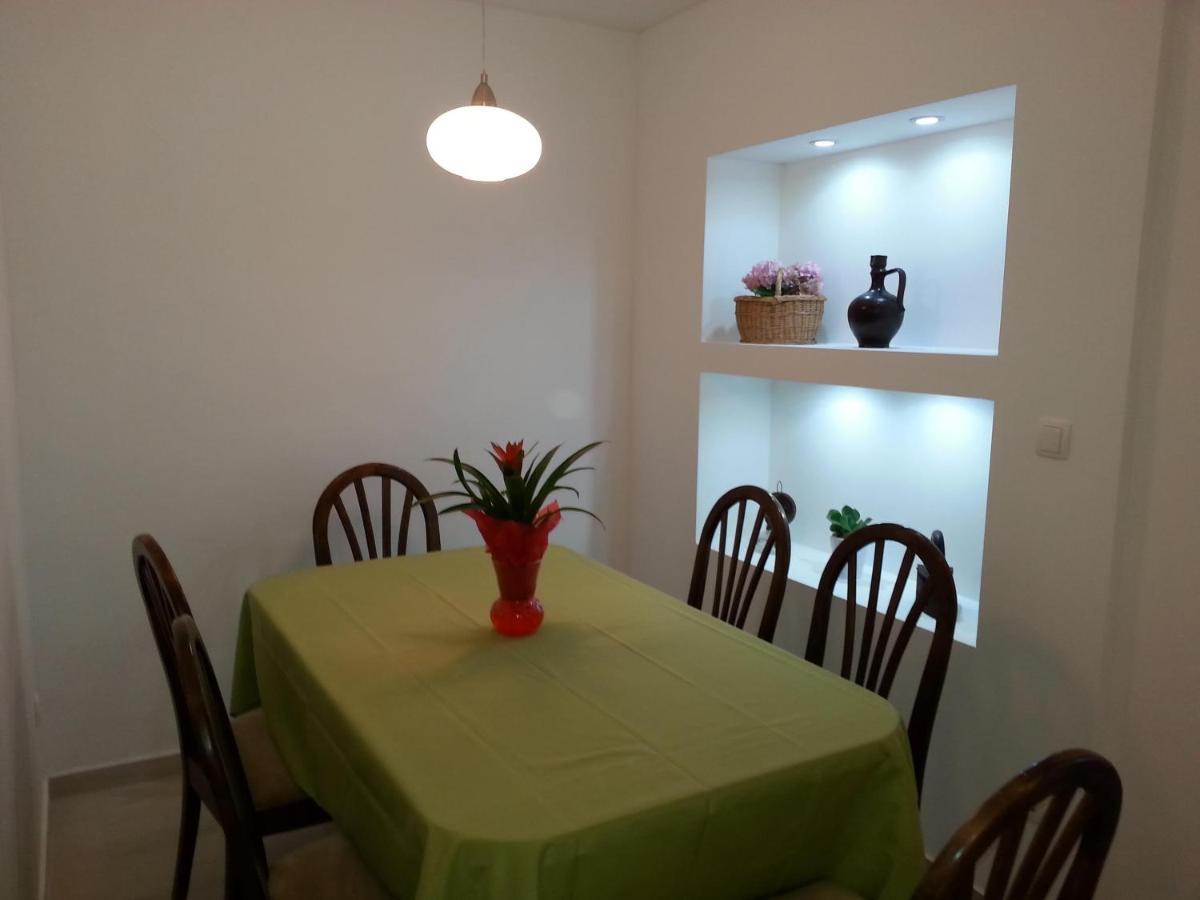 Apartments Mateljan 1715 Kaštela Kültér fotó